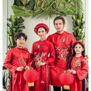 Áo Dài Cách Tân Gia Đình Đỏ Thêu